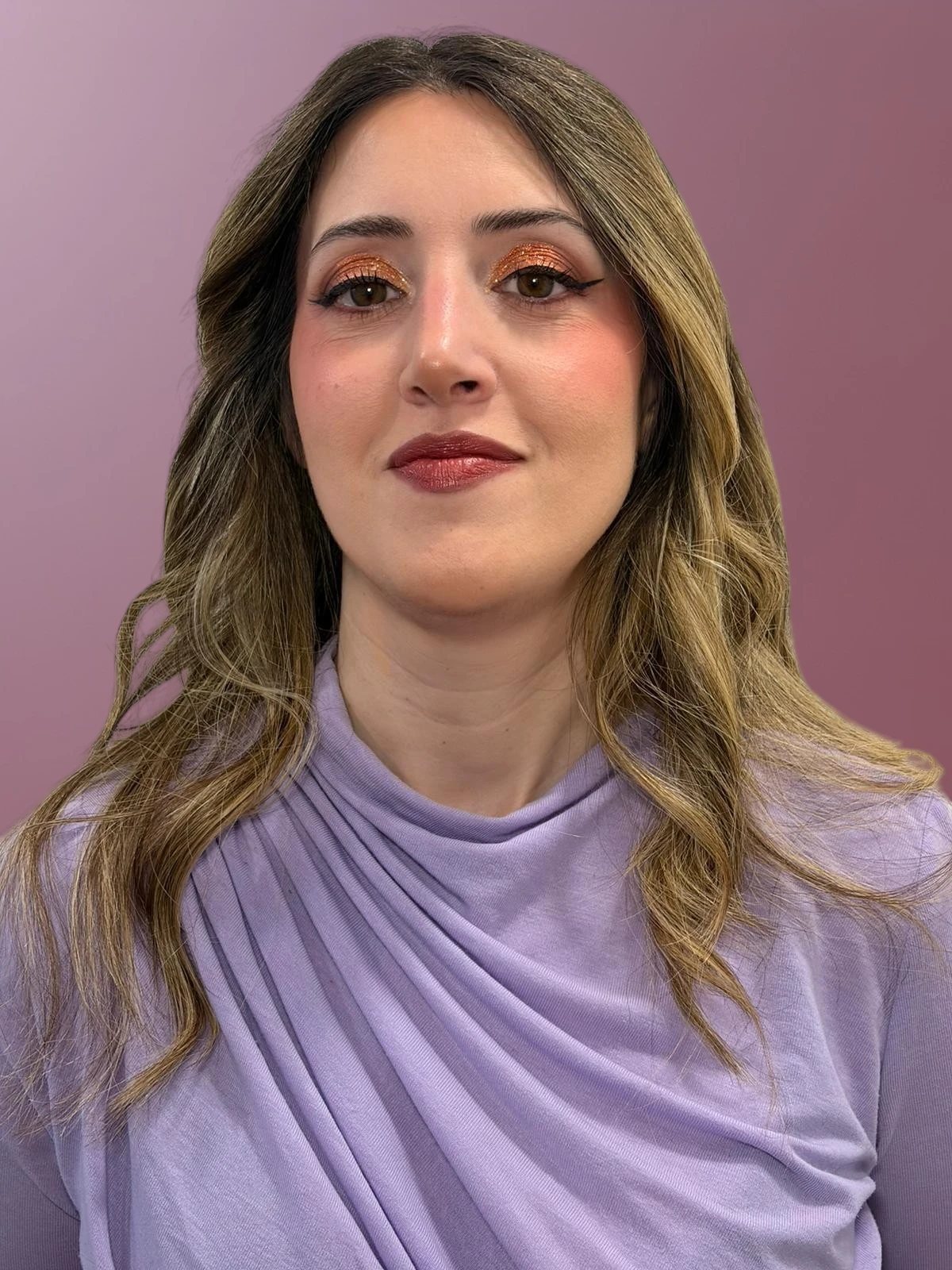 Clases y cursos de automaquillaje paso a paso para aprender a potenciar la belleza natural en Madrid.